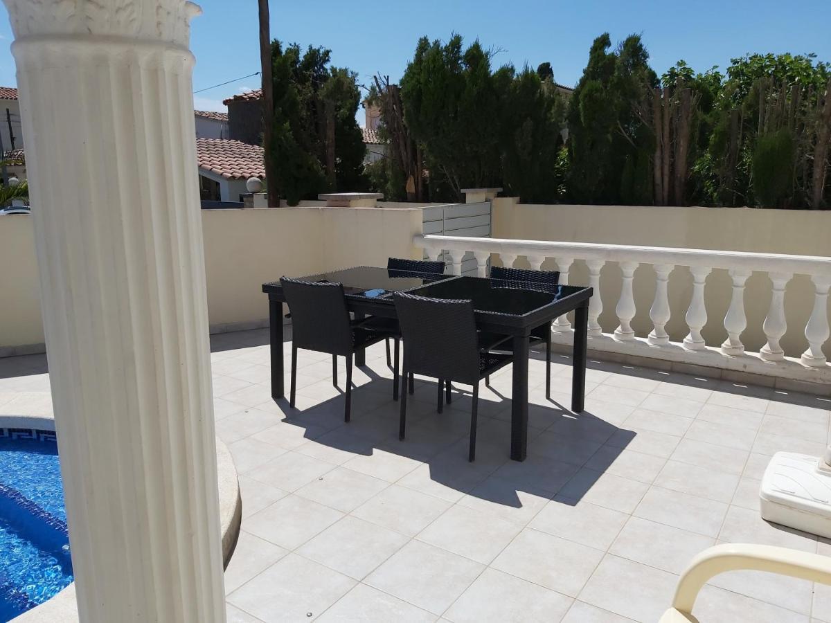 Casa Amb Piscina Privada Empuriabrava Exterior foto